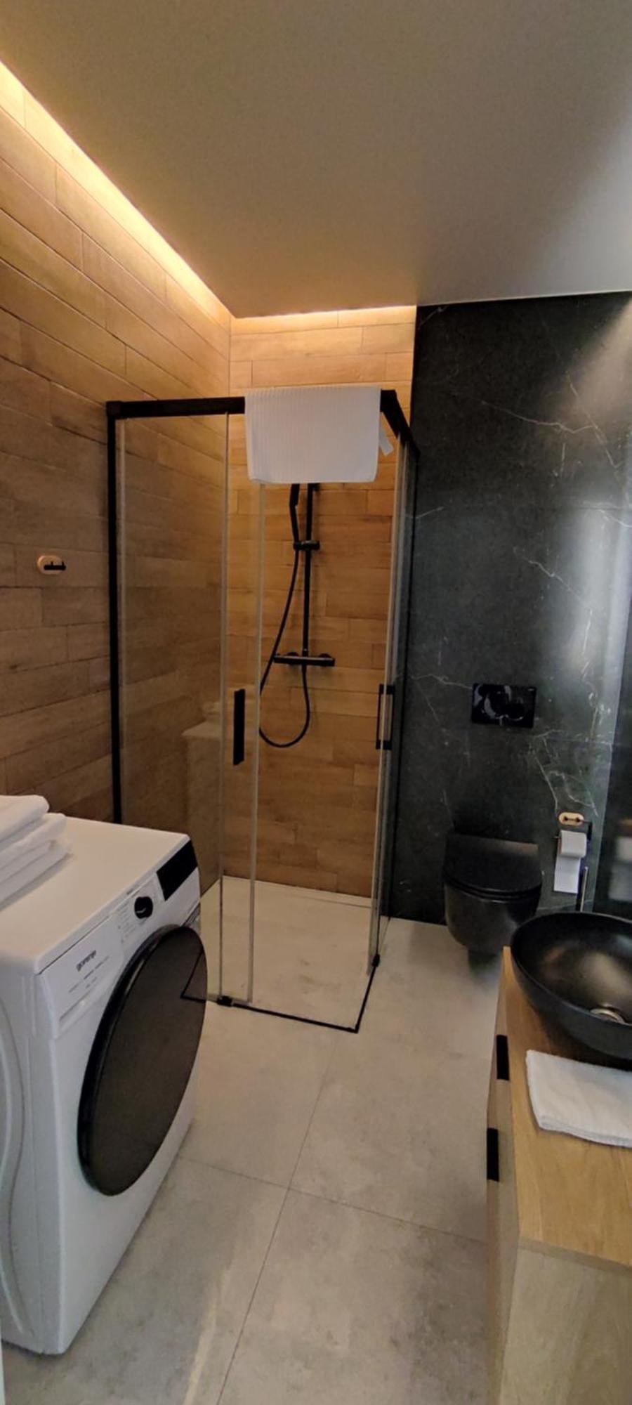 Wola Blue Modern Apartment 华沙 外观 照片